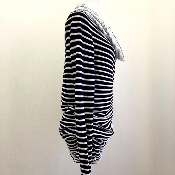 ⭐️Alison Sheri⭐️Asymmetrical Stripes Sweater - Picture 3 of 8